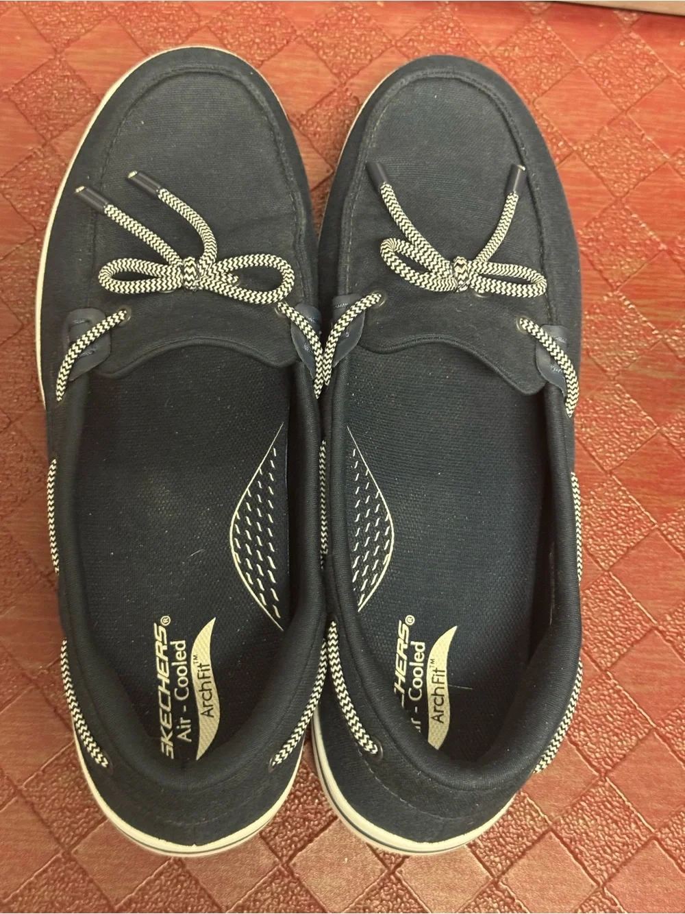 Skechers Sz-10 Slip-On Air Cooled Arch Fit Women’s Boat Shoes Comfort Casual Y2K